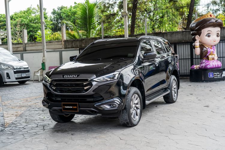 รถ Isuzu MU-X 1.9 Elegant 2WD สี ดำ