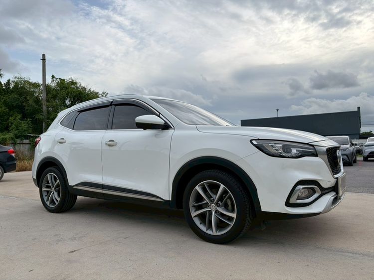 รถ MG HS 1.5 X สี ขาว