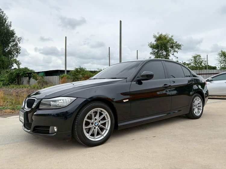 BMW Series 3 2011 318i Sedan เบนซิน ไม่ติดแก๊ส เกียร์อัตโนมัติ ดำ รูปที่ 3