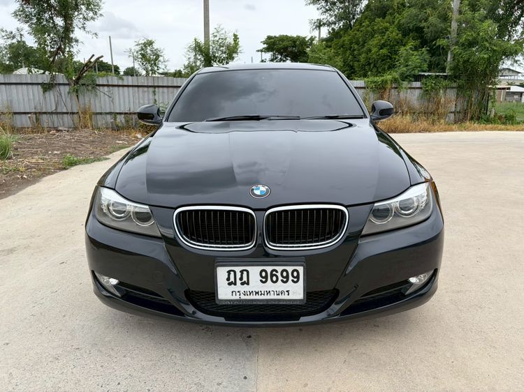 BMW Series 3 2011 318i Sedan เบนซิน ไม่ติดแก๊ส เกียร์อัตโนมัติ ดำ รูปที่ 2