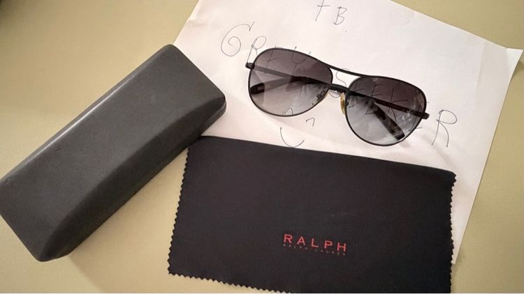 Ralph Lauren แว่นตากันแดด ของแท้ ยี่ห้อ RALPH มีผ้ายี่ห้อ RALPH มีกล่อง(ให้เอง)