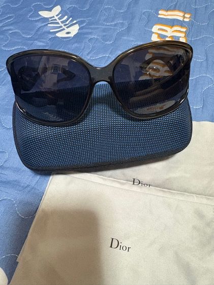 อื่นๆ แว่นตากันแดด Dior