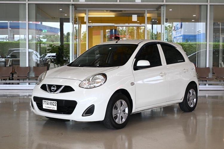 รถ Nissan March 1.2 E สี ขาว