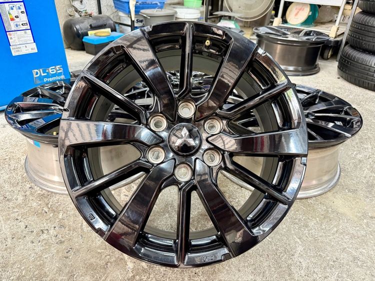 18" ล้อแม็ก MITSUBISHI PAJARO TRITON ขอบ 18” สภาพสวย สีเดิมโรงงาน