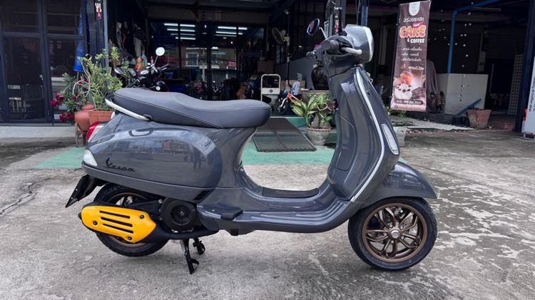 Vespa LX125 ปี2020 สีเทาแรมโบ สภาพสวยพร้อมใช้ รูปที่ 4