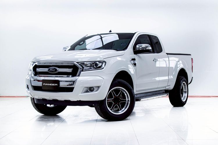 Ford Ranger 2017 2.2 Hi-Rider XLT Pickup ดีเซล ไม่ติดแก๊ส เกียร์ธรรมดา ขาว