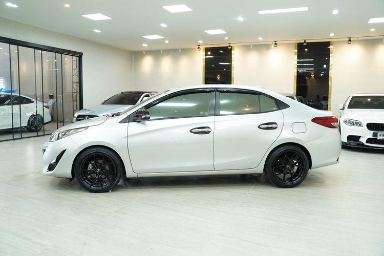 Toyota Yaris 2019 1.2 Sport Sedan เบนซิน เกียร์อัตโนมัติ เทา รูปที่ 4