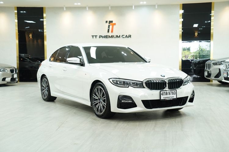 รถ BMW Series 3 320d สี ขาว