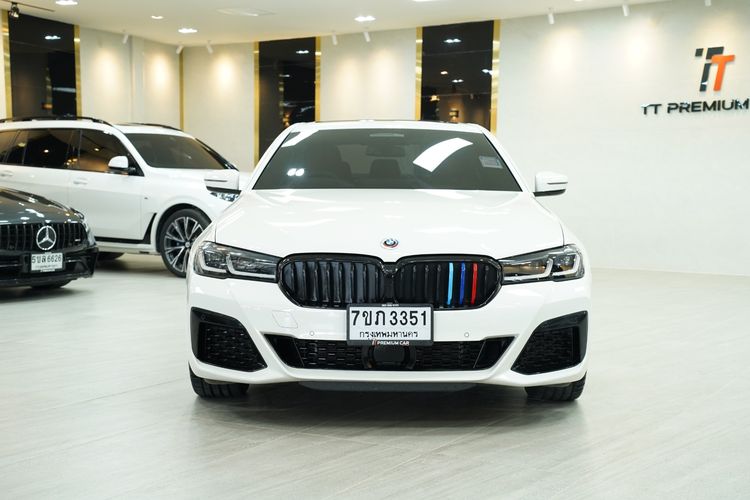 BMW Series 5 2023 530e Sedan เบนซิน เกียร์อัตโนมัติ ขาว รูปที่ 2