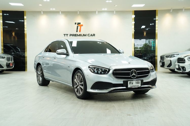 รถ Mercedes-Benz E-Class E300e สี เทา