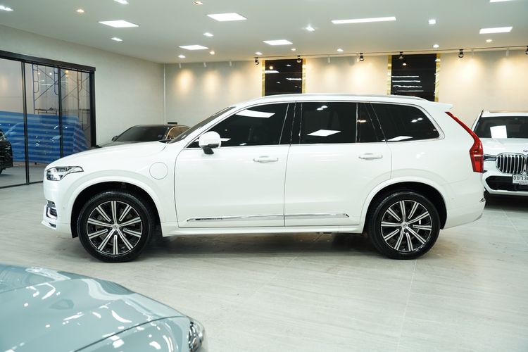 Volvo XC90 2022 2.0 T8 Inscription 4WD Utility-car ปลั๊กอินไฮบริด (PHEV) เกียร์อัตโนมัติ ขาว รูปที่ 4