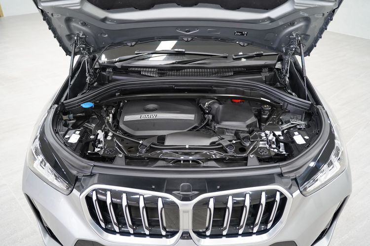 BMW X1 2024 2.0 sDrive20i M Sport Utility-car เบนซิน เกียร์อัตโนมัติ เทา รูปที่ 4