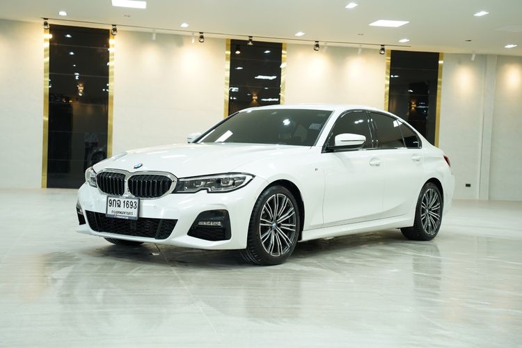 BMW Series 3 2022 320d Sedan เบนซิน เกียร์อัตโนมัติ ขาว รูปที่ 3