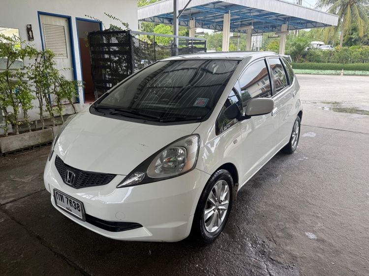 Honda Jazz 2008 1.5 V i-VTEC Sedan เบนซิน ไม่ติดแก๊ส เกียร์อัตโนมัติ ขาว