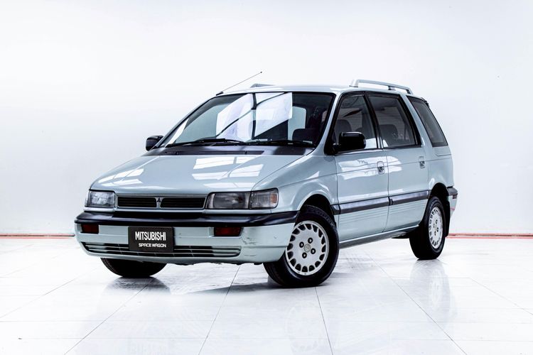 รถ Mitsubishi รุ่นอื่นๆ รุ่นย่อยอื่นๆ สี เทา