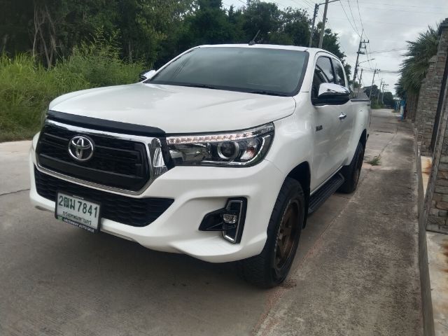 Toyota Hilux Revo 2019 2.4 Prerunner E ดีเซล เกียร์อัตโนมัติ ขาว รูปที่ 3