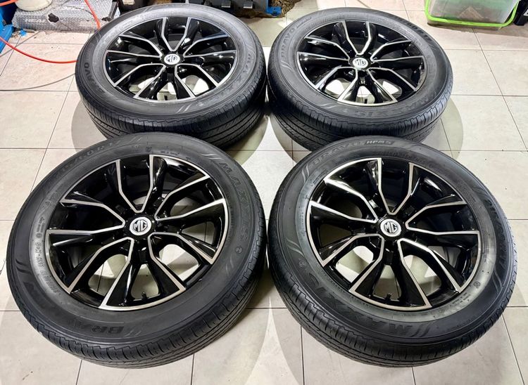 MG 17 5รู112 แถมยาง maxxis215 60 17 ปี24