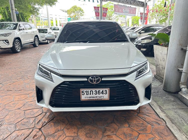 Toyota Yaris ATIV 2024 1.2 Premium Sedan เบนซิน ไม่ติดแก๊ส เกียร์อัตโนมัติ ขาว รูปที่ 2