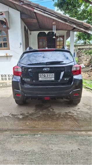 Subaru XV 2014 2.0 4WD Sedan เบนซิน ไม่ติดแก๊ส เกียร์อัตโนมัติ ดำ รูปที่ 2