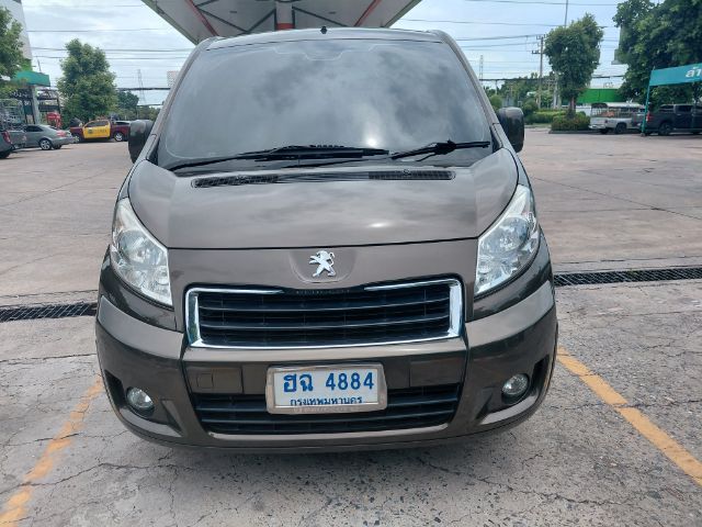 รถ Peugeot Expert 2.0 สี น้ำตาล