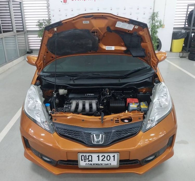 Honda Jazz 2011 1.5 SV Sedan เบนซิน ไม่ติดแก๊ส เกียร์อัตโนมัติ ส้ม รูปที่ 4
