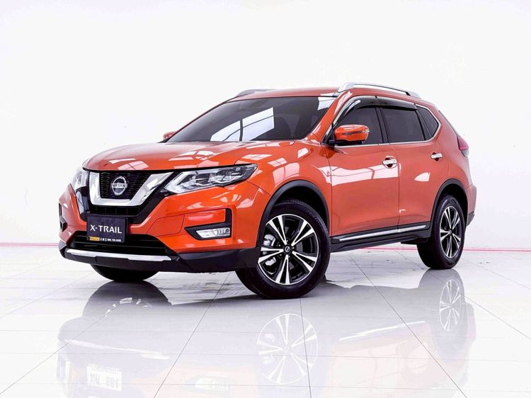 รถ Nissan X-Trail 2.5 V 4WD สี ส้ม