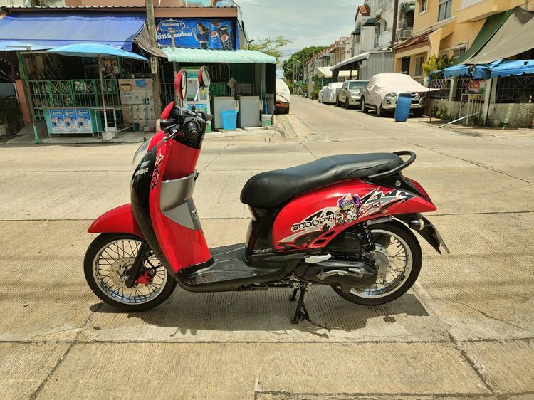 🛵ยังไงก็ขาย SCOOPY-i ปี 55(งดต่อ) เครื่องดี สีสวย สตาร์ทมือ เล่มชุดโอนครบ+เปลี่ยนถ่ายน้ำมันเครื่องฟรี ขายตามสภาพ ไม่มีส่งฟรี รูปที่ 2