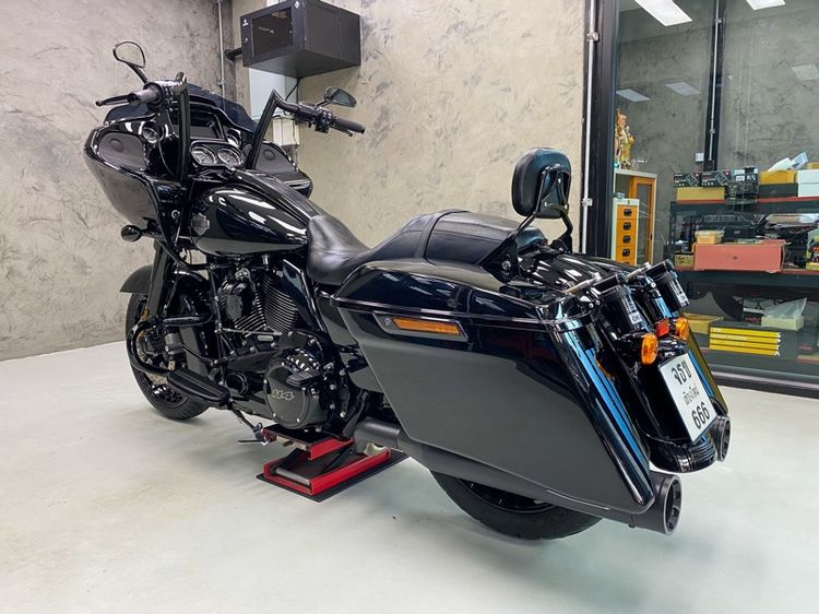 Harley-Davidson Road Glide Special 114ci รถปี 2023 รูปที่ 9