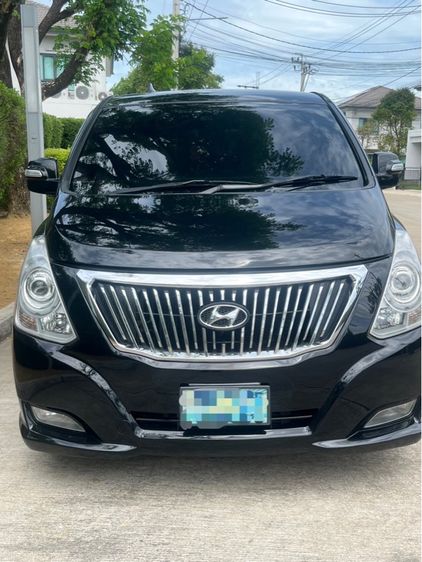 รถ Hyundai H-1  2.5 Elite สี ดำ