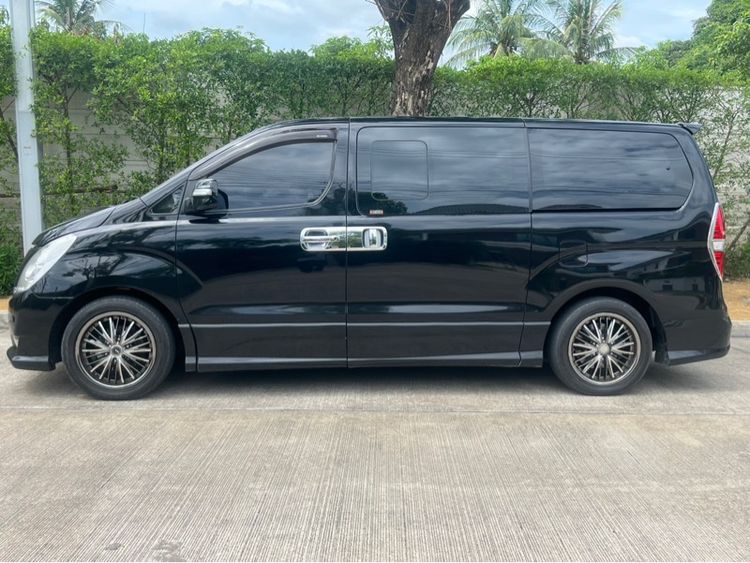 Hyundai H-1  2014 2.5 Elite Van ดีเซล ไม่ติดแก๊ส เกียร์อัตโนมัติ ดำ รูปที่ 4