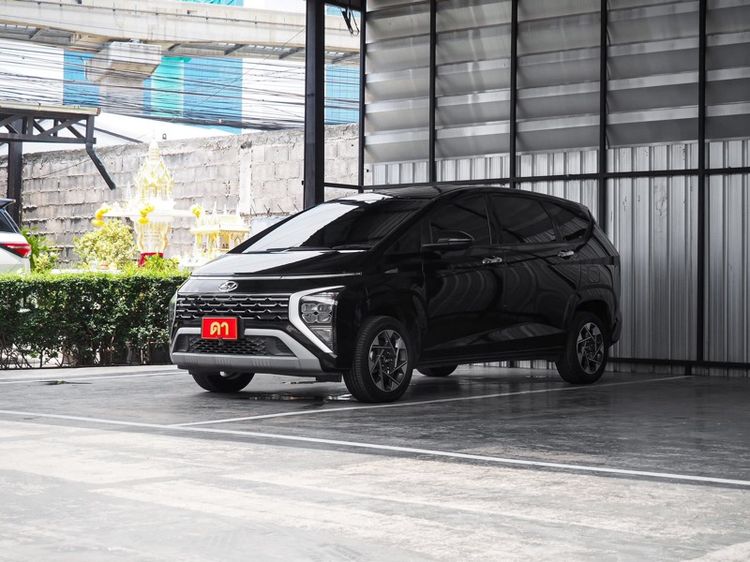 รถ Hyundai Stargazer 1.5 Smart 6 สี ดำ