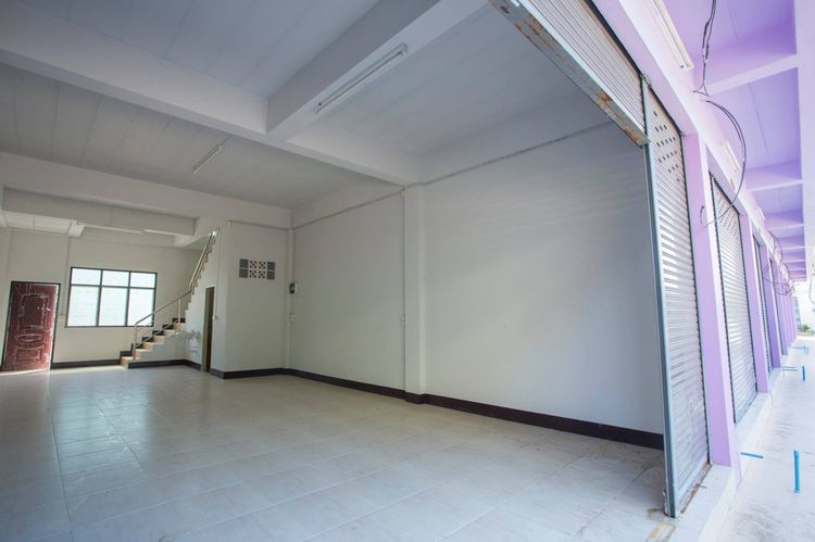 ขายอาคารพาณิชย์ 3 ชั้น 2 ห้องนอน 2 ห้องน้ำ หน้าวัดนครสวรรค์ รูปที่ 3
