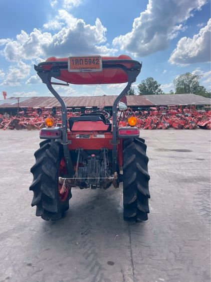 รถมีให้เลือกเยอะ เครื่องดี  รถไถคูโบต้ารุ่น L4018 ใบดันดินหน้า ผาน 1 ตัว ดาวน์   20,000 บาท สนใจโทรสอบถามหรือมาดูที่ร้านเราได้จ้า รูปที่ 8