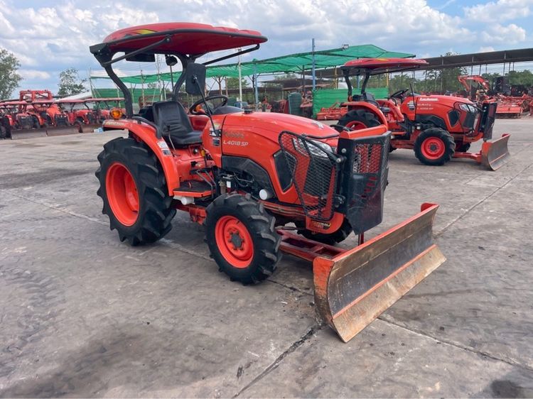 รถมีให้เลือกเยอะ เครื่องดี  รถไถคูโบต้ารุ่น L4018 ใบดันดินหน้า ผาน 1 ตัว ดาวน์   20,000 บาท สนใจโทรสอบถามหรือมาดูที่ร้านเราได้จ้า รูปที่ 3