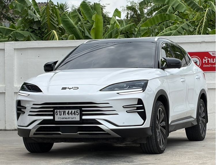 รถ BYD Sealion 7 AWD Performance สี ขาว