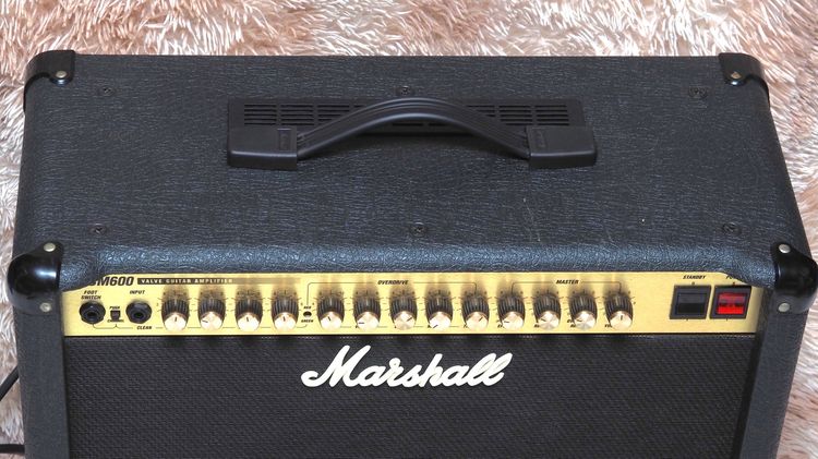 Marshall JCM600 ตู้หลอด 60วัตต์ รูปที่ 2