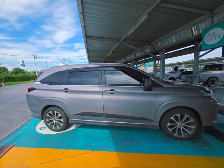 Toyota Veloz 2022 1.5 Premium เบนซิน ไม่ติดแก๊ส เกียร์อัตโนมัติ เทา รูปที่ 3
