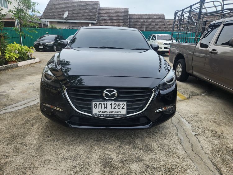 รถ Mazda Mazda3 2.0 C Sports สี ดำ