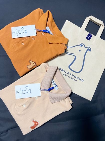 เสื้อ Greyhound รุ่น smiley hound แท้