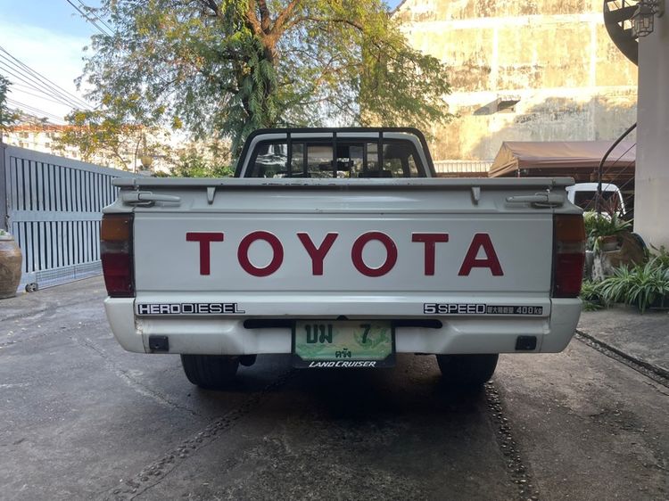 Toyota Hilux Hero รูปที่ 7