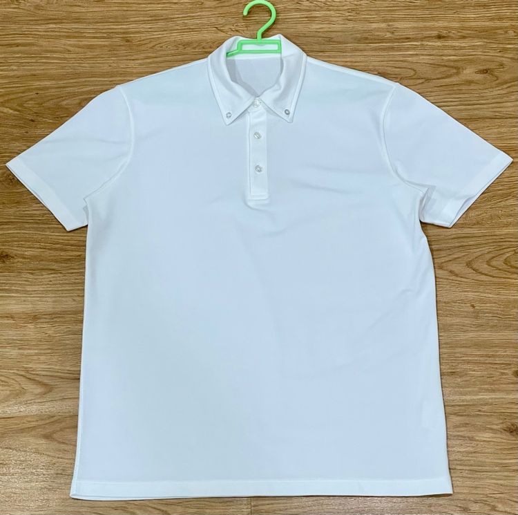 ขาว EU 42 แขนสั้น อื่นๆ เสื้อโปโล (Polo Shirt) แบรนด์ Uniqlo มือสอง
