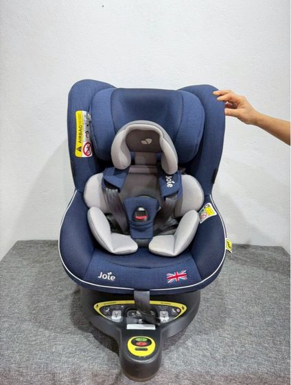 Joie หมุนได้ 360 องศาสำหรับเด็กแรกเกิดถึงสี่ขวบ สภาพโดยรวมยังดีมากอาจมีร่องรอยการใช้งานเดิมมา ทำความสะอาดเองเพิ่มเติมนะคะ 