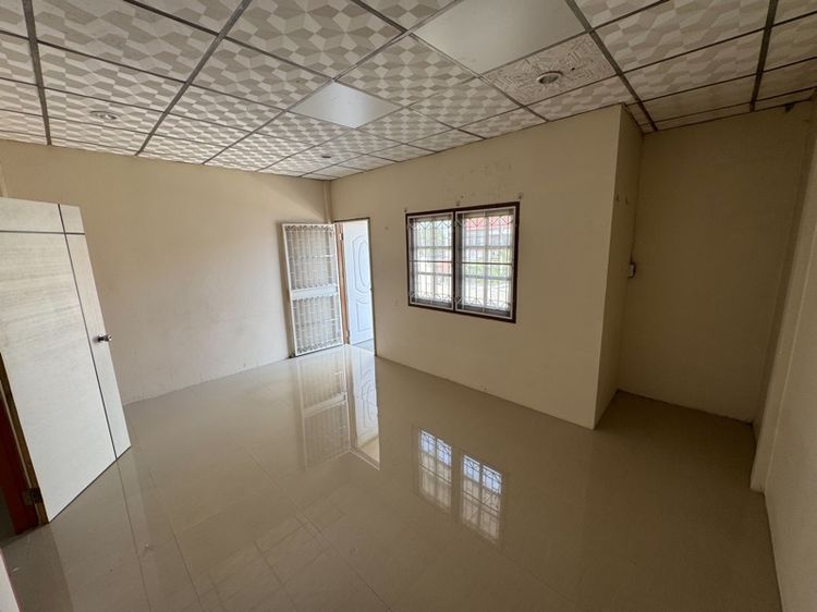 มีบางส่วน Townhouse 2 Beds 2 Baths รูปที่ 2