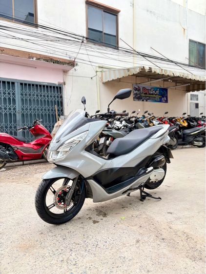 ขายรถมอเตอร์ไซค์pcx150 รูปที่ 2