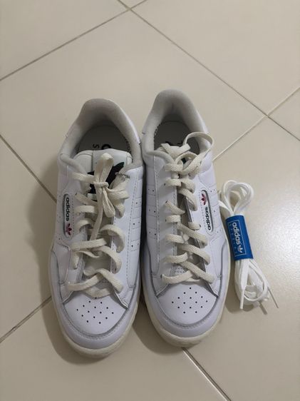 รองเท้าผ้าใบ ขาว หนัง PU UK 5.5 | EU 38 2/3 | US 7 รองเท้า adidas englewood spzl