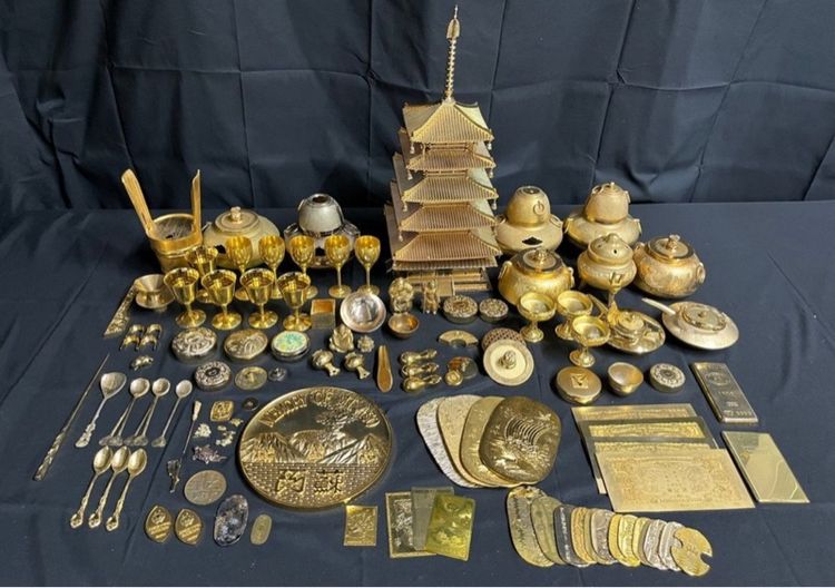 อื่นๆ สินค้านำเข้าญี่ปุ่น 1円スタート 金属工芸品 置物 24KGP 金メッキ 約22kg 大量まとめ 金杯 香炉 小判 ゴールドカラー 金色 縁起物 現状品