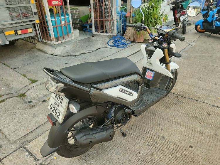🛵ยังไงก็ขาย ZOOMER-X ปี 56 เครื่องดี สีสวย สตาร์ทมือ (งดต่อ ท่อดัง) เล่มชุดโอนครบ+เปลี่ยนถ่ายน้ำมันเครื่องฟรี ส่งฟรี30 ก.ม รูปที่ 8