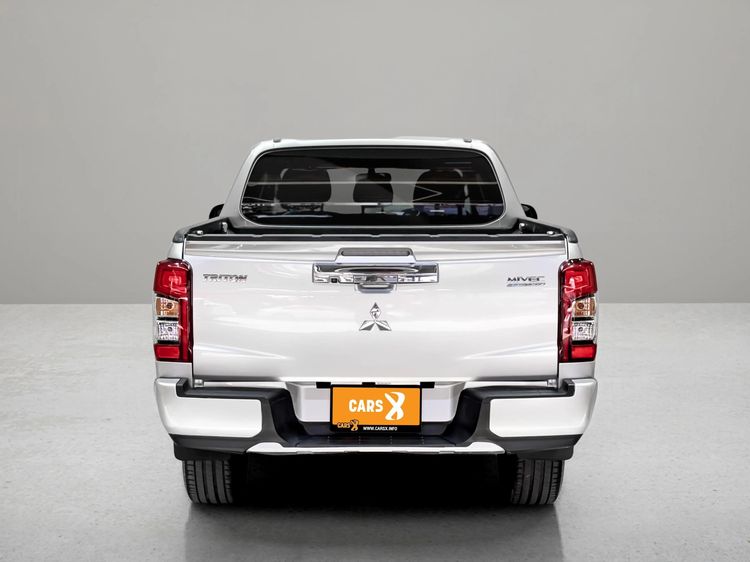 Mitsubishi Triton 2020 All New Double Cab 2.4 GLS 4WD Pickup ดีเซล ไม่ติดแก๊ส เกียร์ธรรมดา บรอนซ์เงิน รูปที่ 4