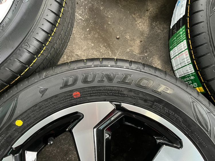 ✨ล้อแม็ก✨Toyota Yaris ขอบ 15 ดำหน้าเงา พร้อมยางใหม่💯185-60-15 Dunlop🚩ปี 26🚩 รูปที่ 6