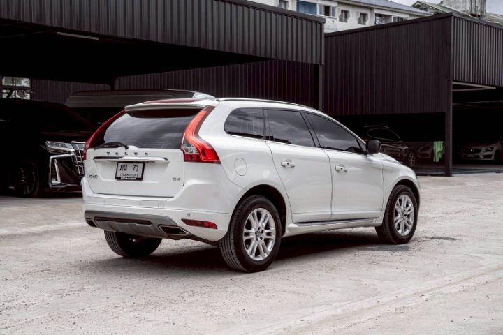Volvo XC60 2015 2.0 D4 ดีเซล ขาว รูปที่ 4